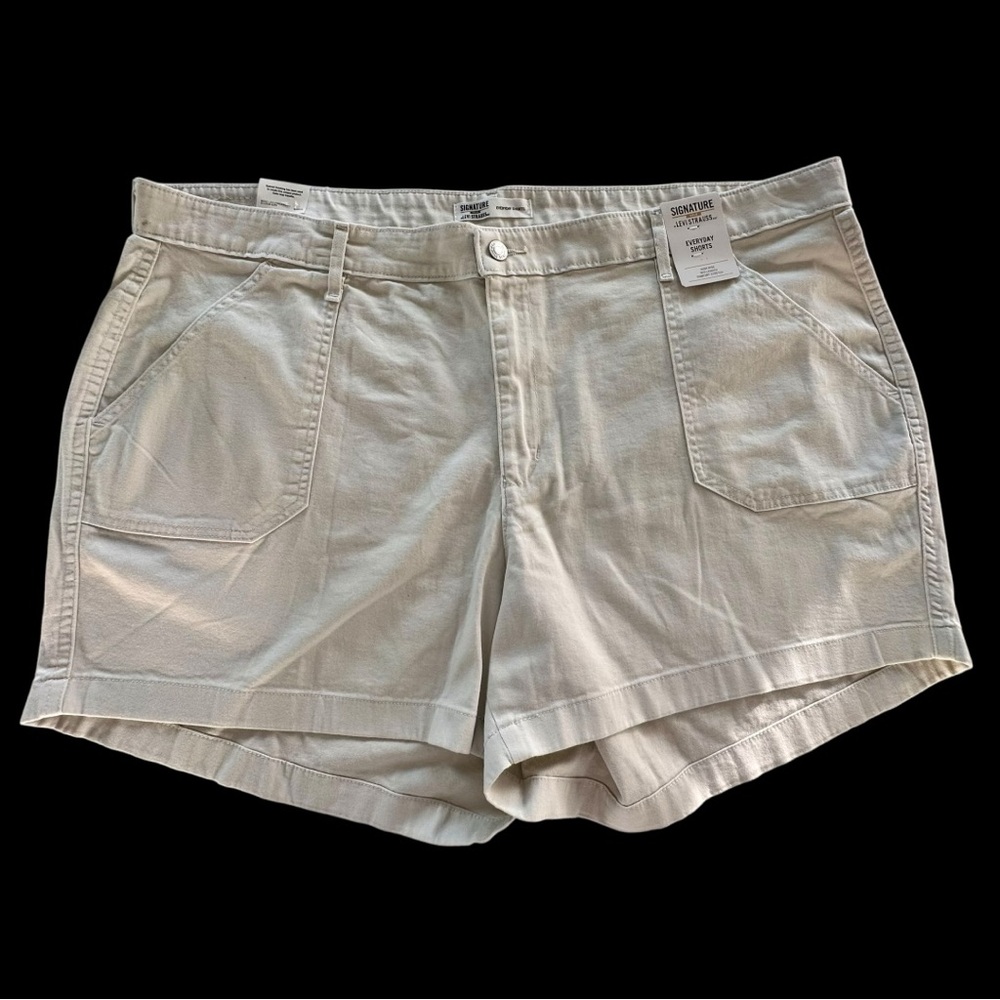 Levi’s Signature Everyday Shorts NWT Woman’s Size 24 (** SEE NOTE BELOW)